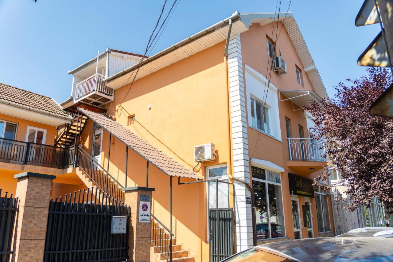 Orange House Apartman Temesvár Kültér fotó