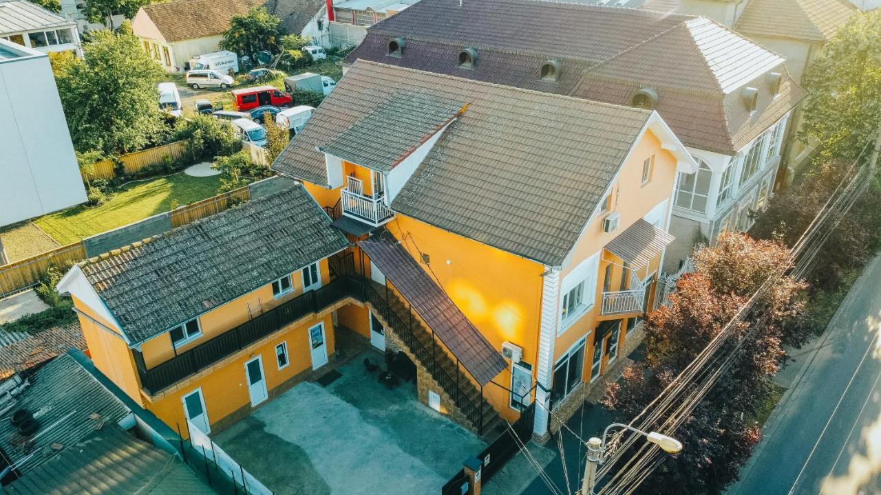 Orange House Apartman Temesvár Kültér fotó